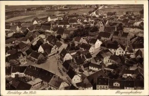 Ak Landsberg im Saalekreis, Fliegeraufnahme, Brockhaus Luftbild 2288, Blick auf den Ort