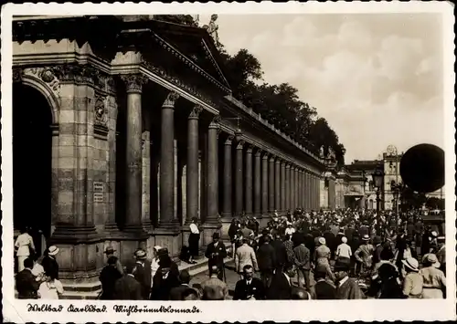 Ak Karlovy Vary Karlsbad Stadt, Mühlbrunnen Kolonnade