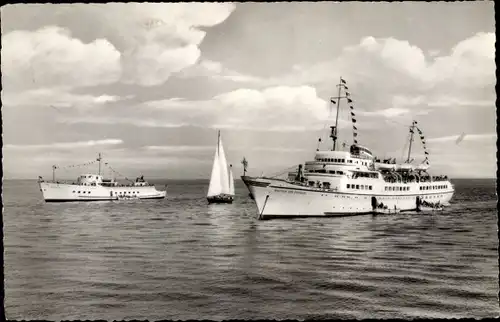 Ak Nordseeinsel Helgoland, Passagierschiffe Wappen von Hamburg und Rüstringen