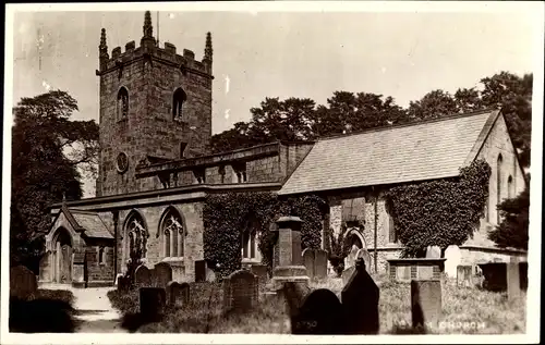 Foto Ak Eyam Derbyshire England, Kirche, Friedhof 