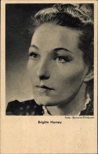 Ak Schauspielerin Brigitte Horney, Portrait