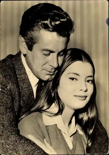 Ak Schauspielerin Jacqueline Sassard, Jose Suarez, Der Richter