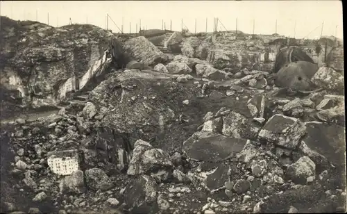 Ak Ans Lüttich Wallonien, Fort de Loncin, Vue d'ensemble des ruines du Fort, I. WK