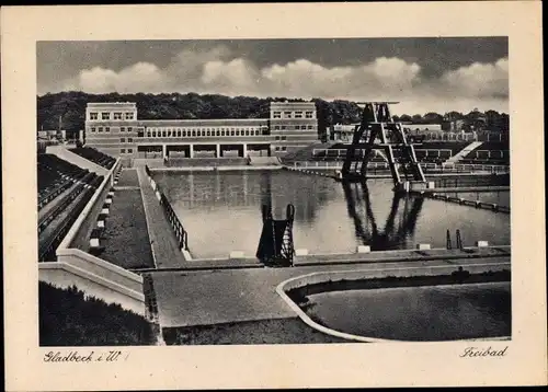 Ak Gladbeck im Ruhrgebiet, Vestische Schwimmbahn