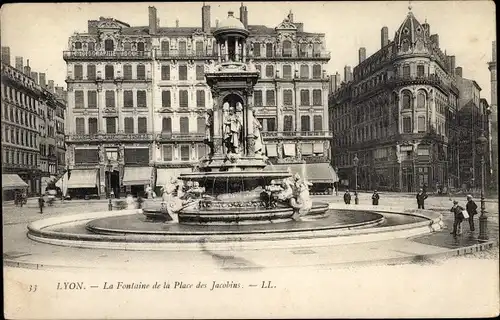Ak Lyon Rhône, La Fontaine de la Place des Jacobins
