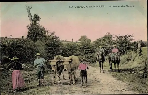 Ak Frankreich, La vie au grand air, retour des champs