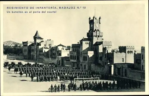 Ak Regimento de Infanteria Badajoz No 10, Un batailon en el patio del cuartel