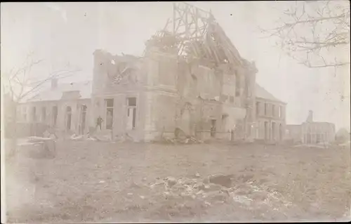 Foto Ak Blangy sur Bresle Seine Maritime, Des Ruines