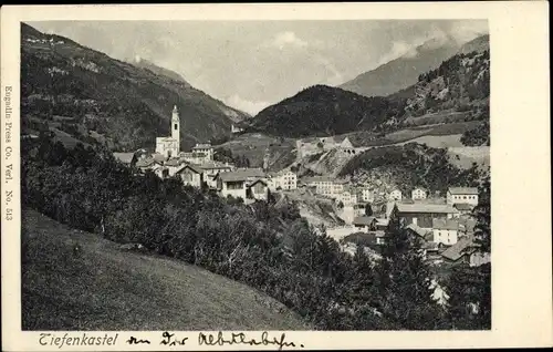 Ak Tiefencastel Kt. Graubünden Schweiz, An der Albulabahn, Panorama vom Ort