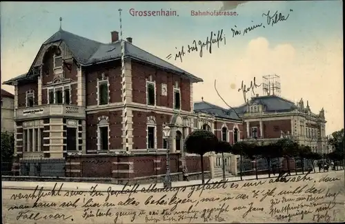 Ak Großenhain Sachsen, Bahnhofstraße, Häuser