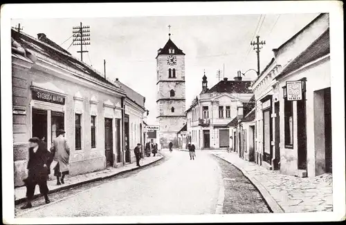 Ak Strážnice Strassnitz Südmähren, Laden Svoboda Martin, Kirche, Straßenpartie