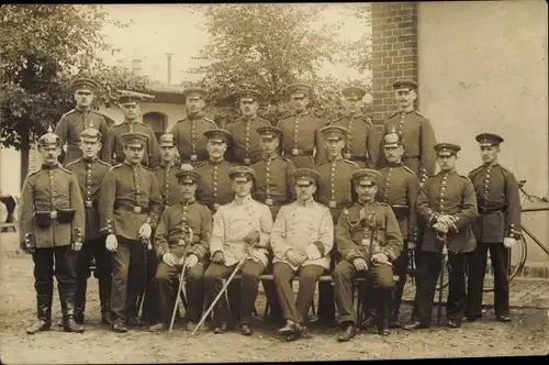 Foto Ak Deutsche Soldaten im Kaiserreich, Gruppenbild