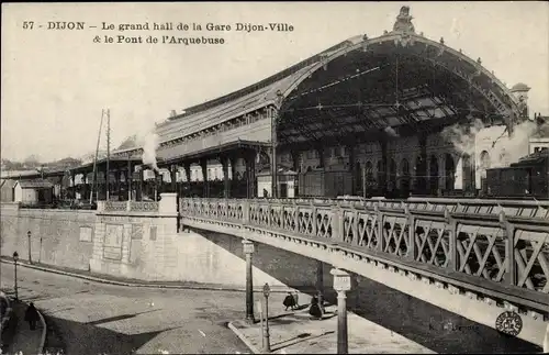 Ak Dijon Côte d'Or , Le grand hall de la Gare Dijon Ville et le Pont de l'Arquebuse