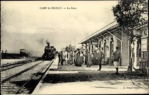 Ak Mailly le Camp Aube, La Gare, Eisenbahn