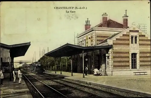 Ak Chanteloup les Vignes Yvelines, La Gare, Eisenbahn