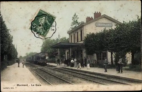 Ak Mormant Seine et Marne, La Gare, Eisenbahn