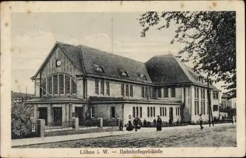 Ak Löhne in Westfalen, Bahnhofsgebäude, Straßenseite