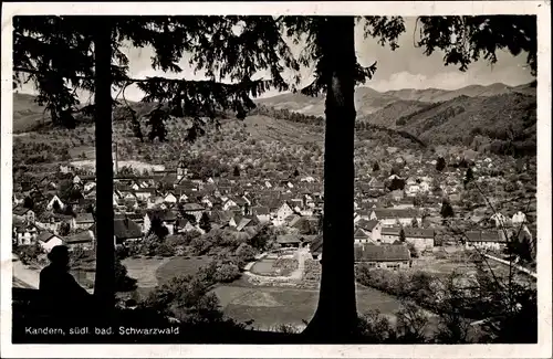 Ak Kandern im Schwarzwald Baden, Durchblick vom Böscherzen zum Ort