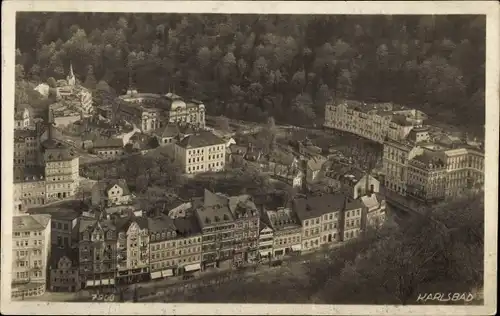 Ak Karlovy Vary Karlsbad Stadt, Panorama vom Ort