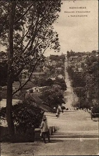 Ak Tananarive Madagaskar, Escalier d'Analakely, Treppe, Häuser