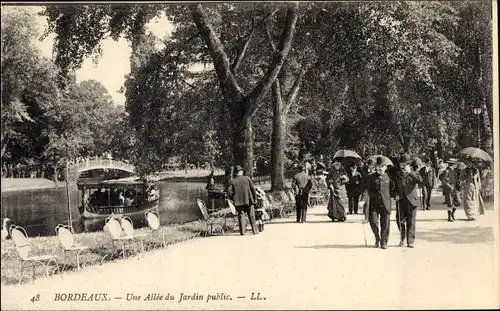 Ak Bordeaux Gironde, Une Allée du Jardin Public