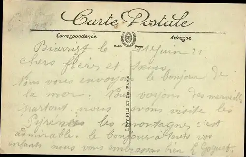 Ak Biarritz Pyrénées Atlantiques, Église St. Eugène, Sortie de la messe