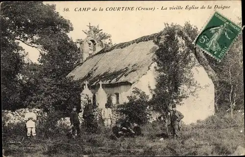 Ak La Courtine Creuse, Camp, La vieille Eglise de la Daigue