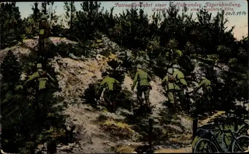 Ak Deutsche Soldaten, Patrouillenfahrt einer radfahrenden Jägerabteilung, Ausschwärmen