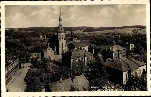 Ak Waldenburg in Sachsen, Blick von der Oberschule, Kirche