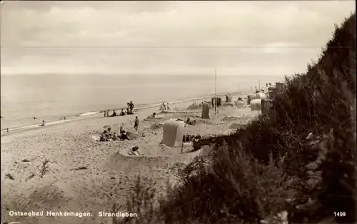 Ak Ustronie Morskie Henkenhagen Pommern, Strandleben