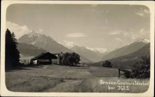 Ak Igls Innsbruck in Tirol, Ansicht Pension Grunwalderhof mit Bergpanorama