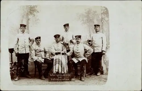 Foto Ak Gruppenbild Soldaten "Wer weiß, ob wir uns wiedersehen"