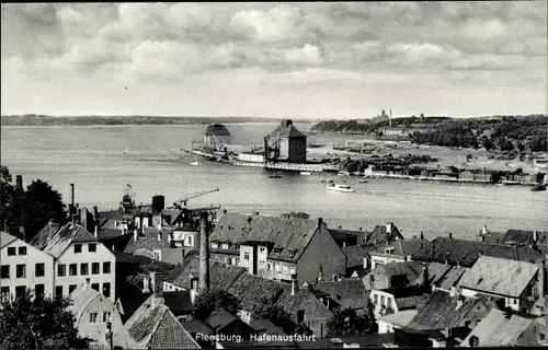 Ak Flensburg in Schleswig Holstein, Hafenausfahrt