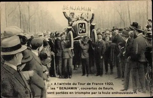 Ak A l'Arrivee du Tour de France 1922, les Benjamin, couvertes des fleurs, Motorrennsport, Auto