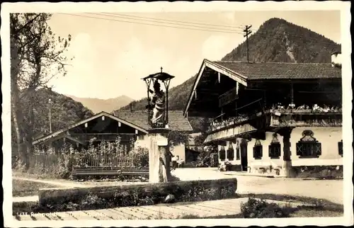 Ak Ruhpolding in Oberbayern, Der Dorfbrunnen