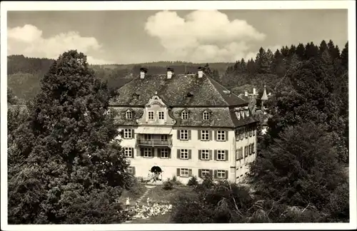 Ak Neutrauchburg Isny im Allgäu, Blick auf das Schloss