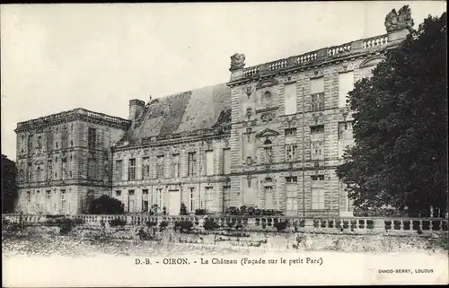 Ak Oiron Deux Sèvres, Le Chateau