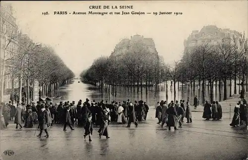 Ak Paris VIII. Arrondissement Élysée, Avenue Montaigne et rue Jean Goujon, Crue de la Seine, 1910