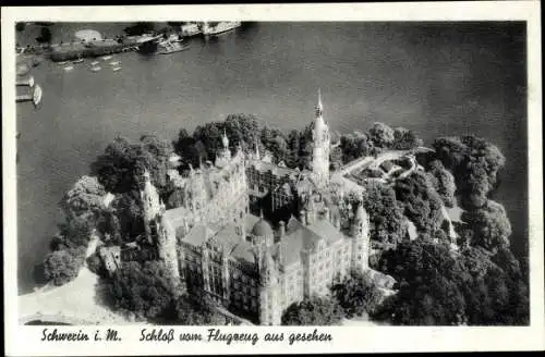 Ak Schwerin in Mecklenburg, Schloss, Fliegeraufnahme