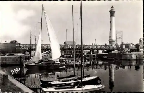 Ak Ouistreham Riva Bella Calvados, Le Phare