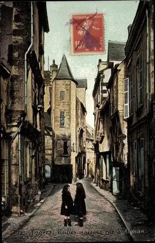 Ak Angers Maine et Loire, Vieilles maisons rue St. Aignan