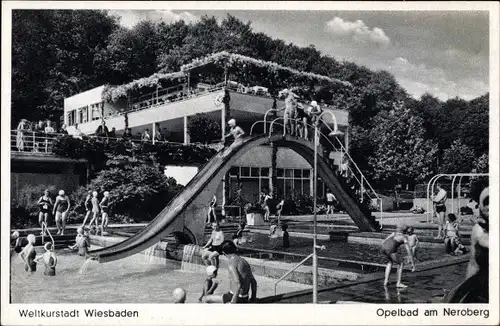 Ak Wiesbaden, Weltkurstadt, Opelbad am Neroberg, Wasserrutsche