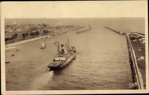 Ak Ouistreham Calvados, Sortie du Port