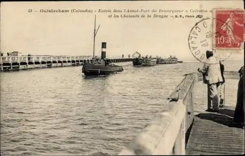 Ak Ouistreham Calvados, Entree dans l'Avant Port du Remorqueur Calvados et les Chalands de la Drague