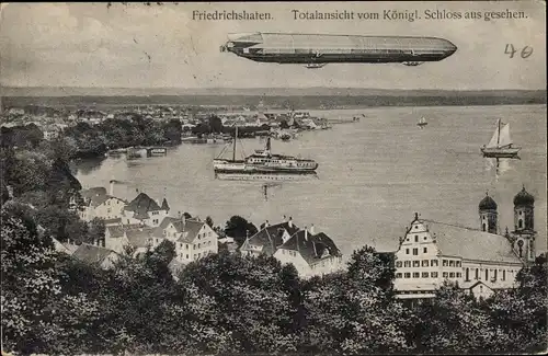 Ak Friedrichshafen am Bodensee, Totalansicht vom Königl. Schloss gesehen, Zeppelin