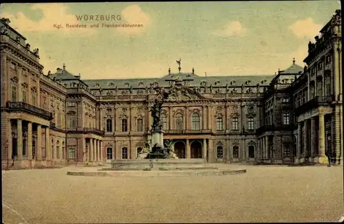 Ak Würzburg am Main Unterfranken, Kgl. Residenz und Frankoniabrunnen, Frontalansicht