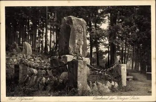 Ak Bad Pyrmont in Niedersachsen, Denkmal der Königin Luise