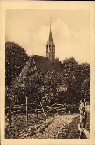 Ak Groß Grönau in Schleswig Holstein, Blick auf die Kirche, Straßenpartie im Ort