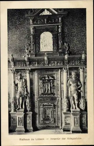 Ak Hansestadt Lübeck, Rathaus, Innentür der Kriegsstube, Statuen