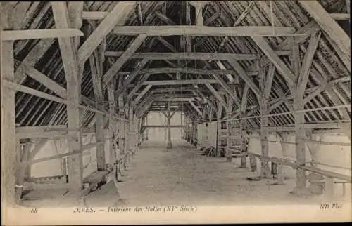 Ak Dives Calvados, Interieur des Halles
